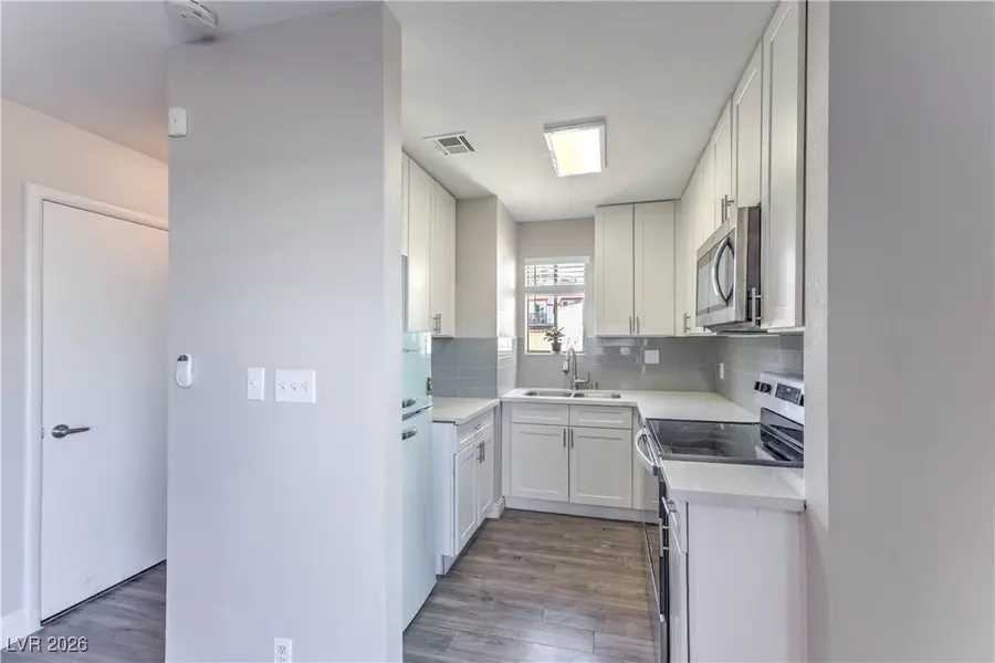 5015 Spencer Street #C, Las Vegas, NV 89119 - Image #3