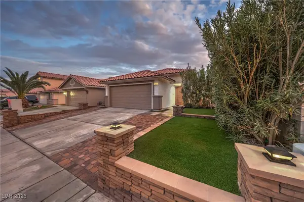 8233 W Rochelle Avenue, Las Vegas, NV 89147