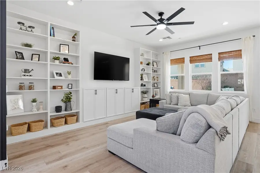 10125 Pleasant Knoll Avenue, Las Vegas, NV 89166 - #2