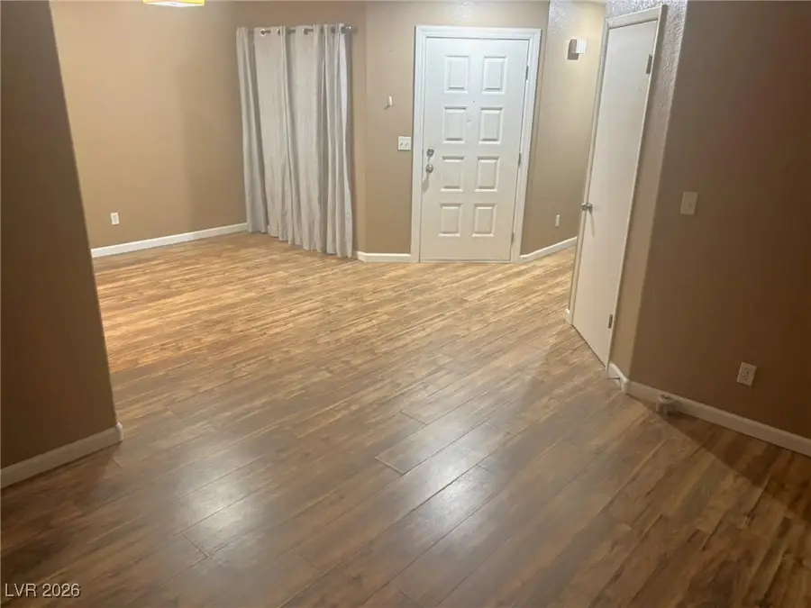 1541 Linnbaker Lane #202, Las Vegas, NV 89110 - Image #2