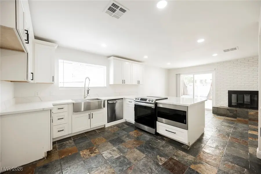 4625 La Fonda Drive, Las Vegas, NV 89121 - #3