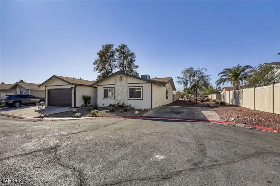 4815 Palacio Court, Las Vegas, NV 89122 - Image #3