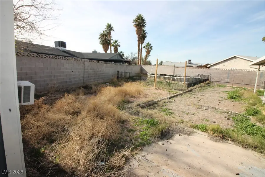 4135 Comb Circle, Las Vegas, NV 89104 - Image #3