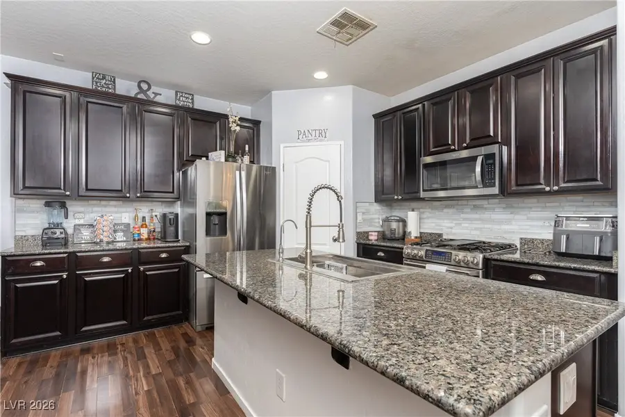 7631 Peaceful Trellis Drive, Las Vegas, NV 89179 - Image #3