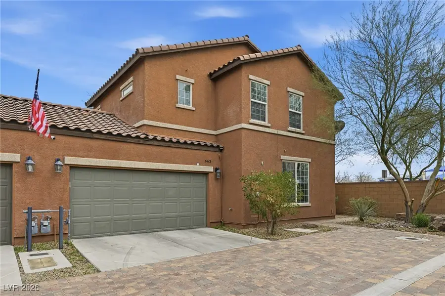 663 Swift Eagle Avenue, Henderson, NV 89015 - Image #2
