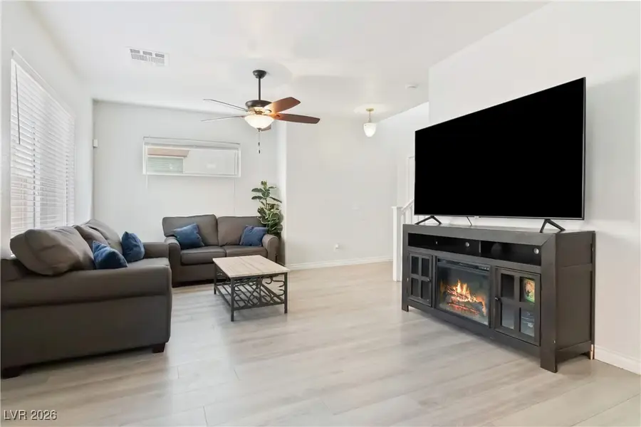 8908 Cambridge Glen Court, Las Vegas, NV 89149 - Image #2