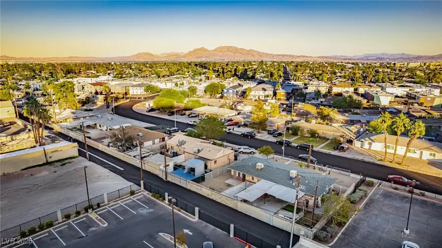 1902 Weldon Place, Las Vegas, NV 89104 - Image #2
