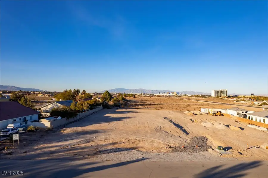 3960 W Torino Avenue, Las Vegas, NV 89139 - #2