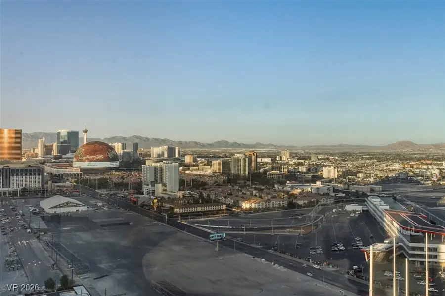 135 E Harmon Avenue #2720, Las Vegas, NV 89109 - Image #2