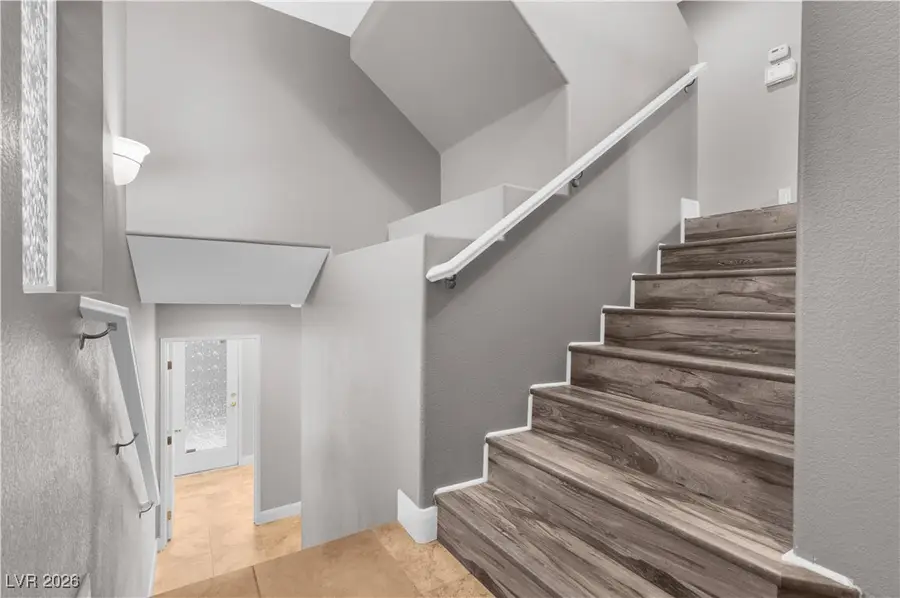 10529 Shiny Skies Drive, Las Vegas, NV 89129 - Image #3