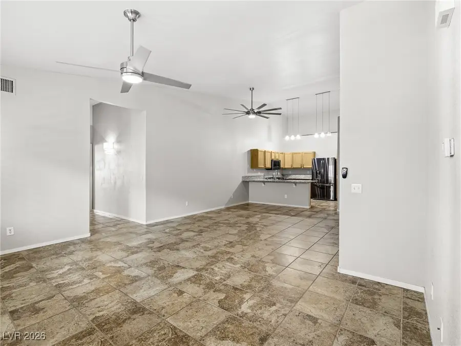2053 Quarry Ridge Street #203, Las Vegas, NV 89117 - Image #2
