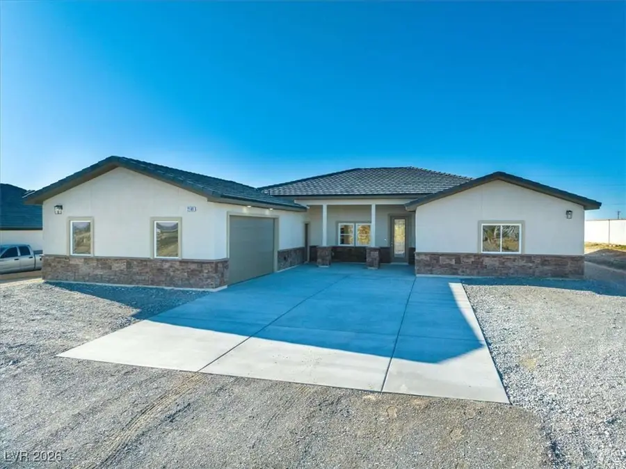2140 Iroquois Avenue, Pahrump, NV 89048 - #2