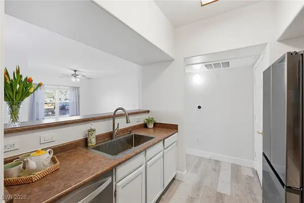 7255 W Sunset Road #1050, Las Vegas, NV 89113