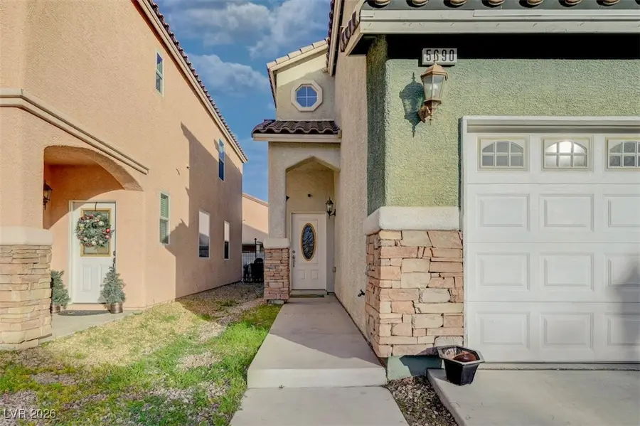 5690 Sentry Palm Court, Las Vegas, NV 89122 - Image #3