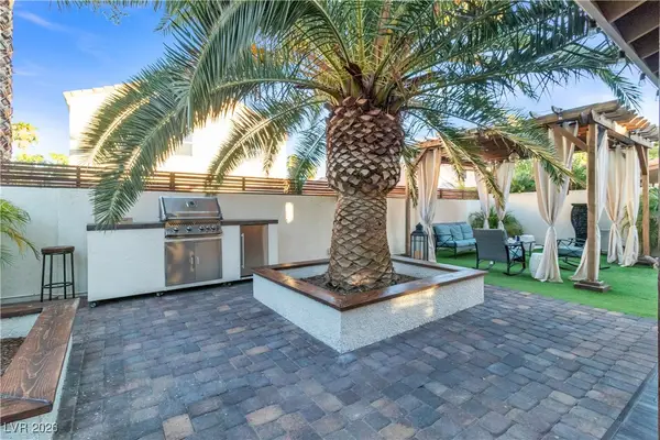 1923 Casa Verde Drive, North Las Vegas, NV 89031