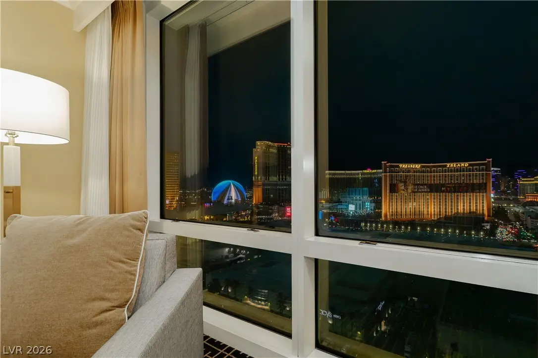 2000 Fashion Show Drive #3000, Las Vegas, NV 89109 - #1