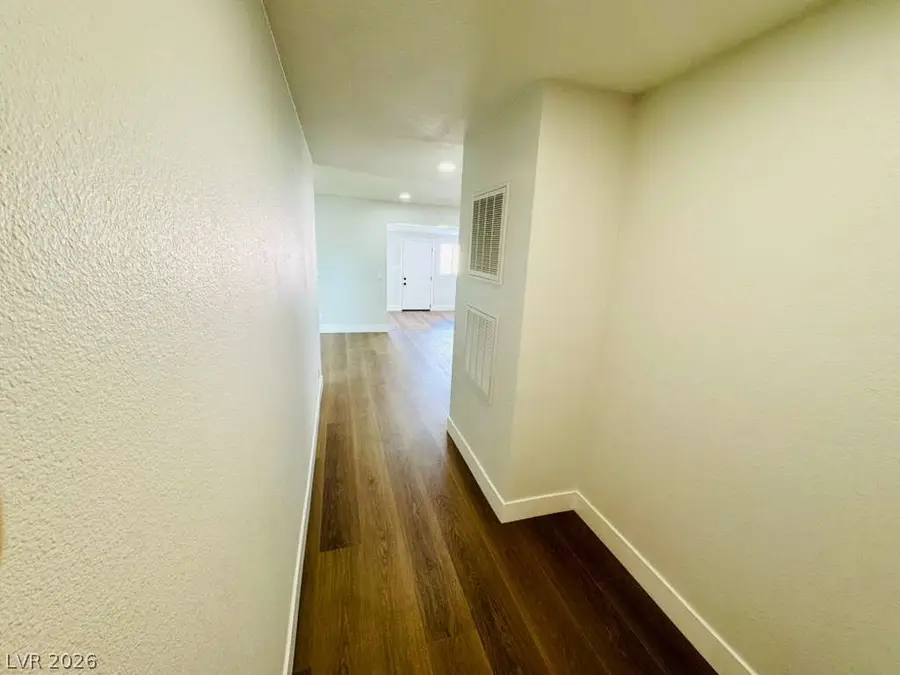 4112 Las Lomas Avenue, Las Vegas, NV 89102 - #3