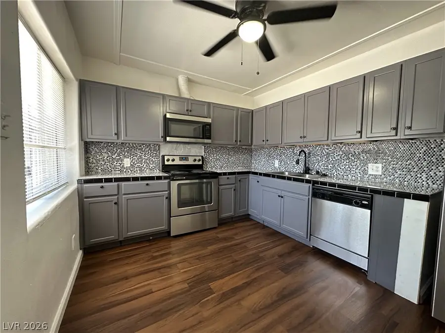 2125 Elm Avenue, Las Vegas, NV 89101 - #2