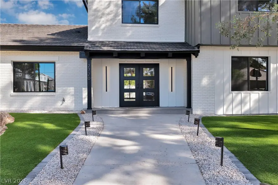 2720 Tioga Pines Circle, Las Vegas, NV 89117 - Image #2