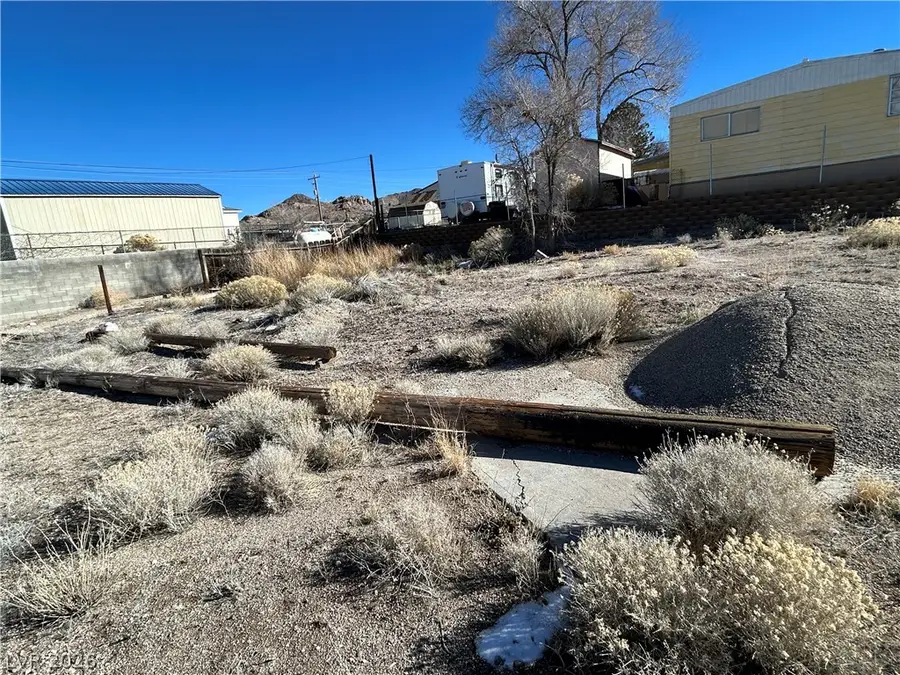 626 N South Street, Tonopah, NV 89049 - #2