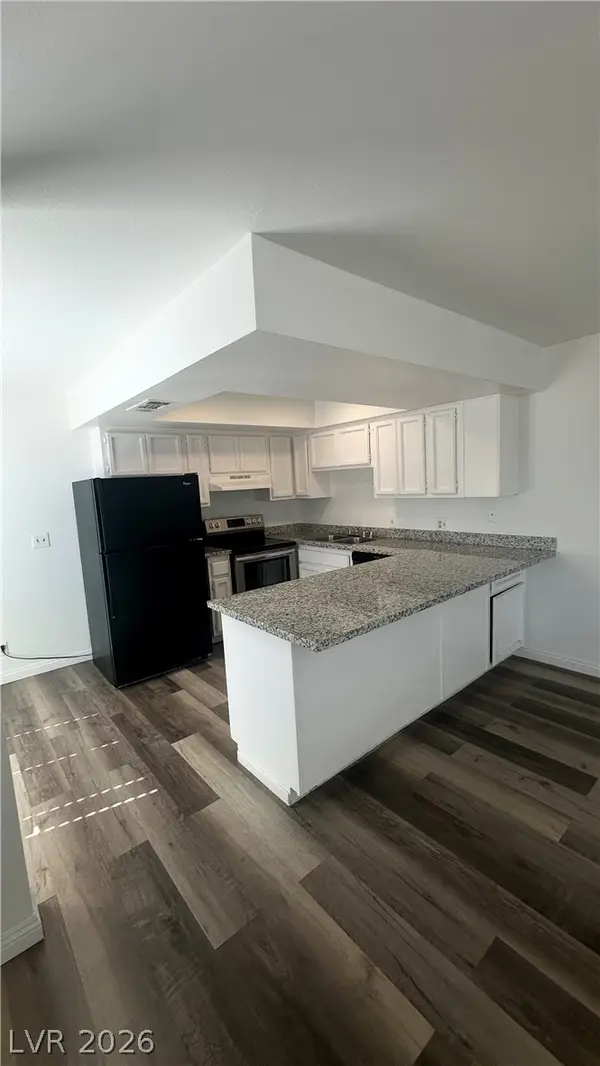 4300 N Lamont Street #233, Las Vegas, NV 89115