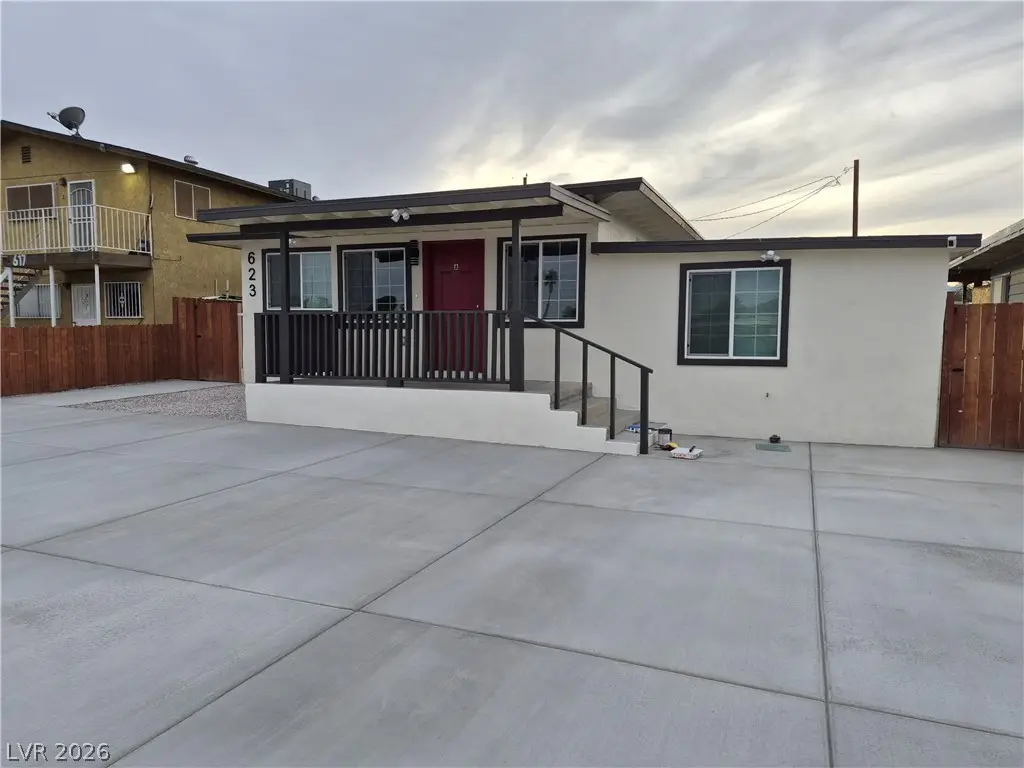 623 N 10th Street, Las Vegas, NV 89101 - #1