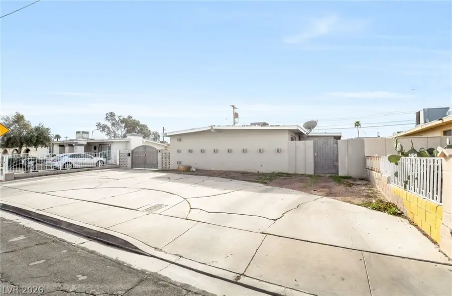 5133 Sun Valley Drive, Las Vegas, NV 89122 - #2