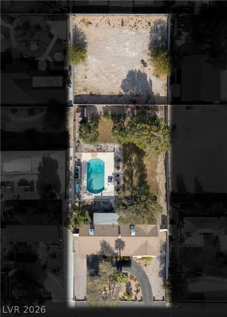 6742 Palmyra Avenue, Las Vegas, NV 89146 - #3