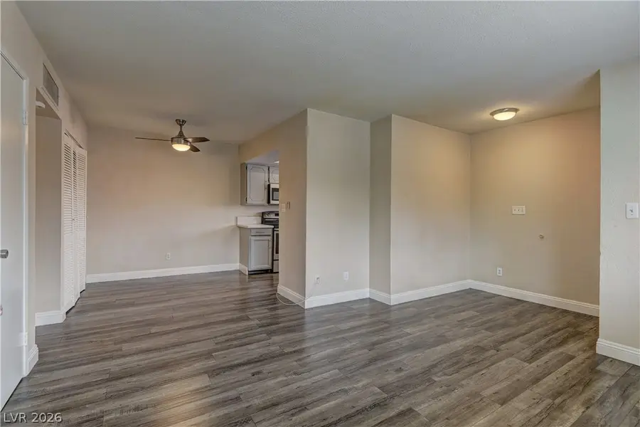 4666 Monterey Circle #4, Las Vegas, NV 89169 - #3