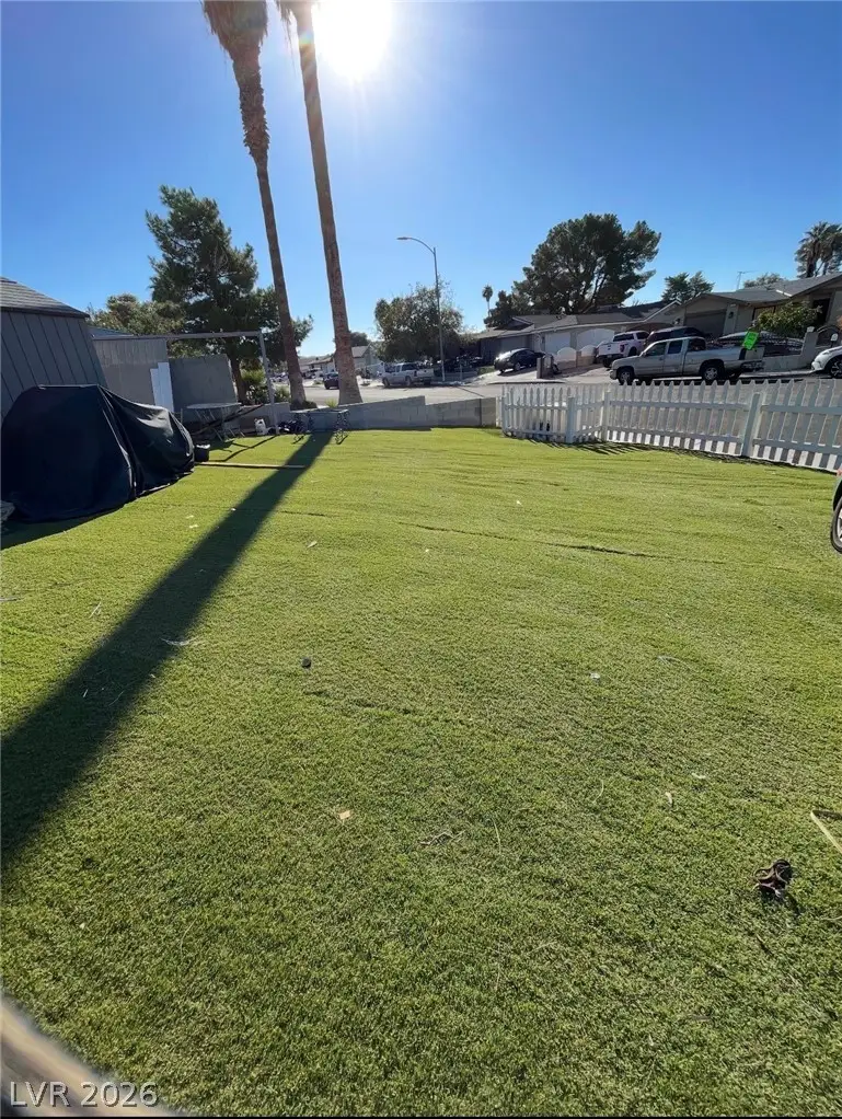 4800 Chantilly Avenue, Las Vegas, NV 89110 - #2