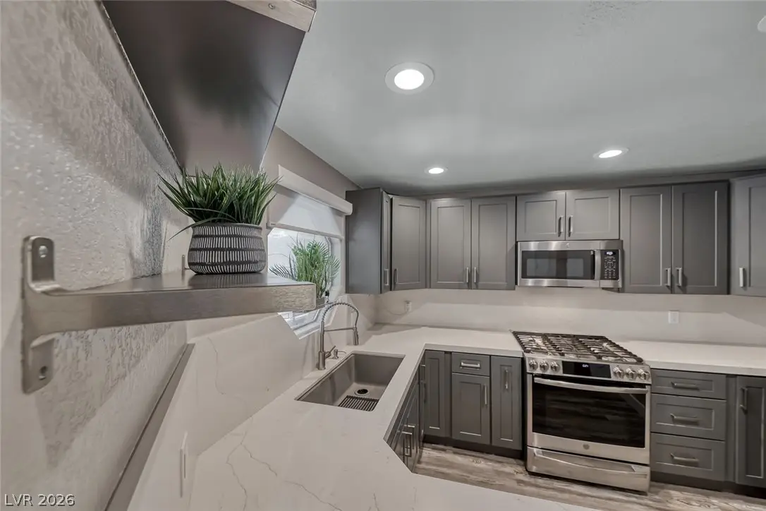 5018 S Rainbow Boulevard #202, Las Vegas, NV 89118 - #1