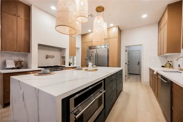 925 Granger Farm Way, Las Vegas, NV 89145