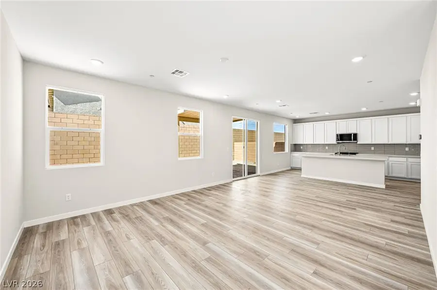 8657 Grabil Spruce Street, Las Vegas, NV 89166 - #3