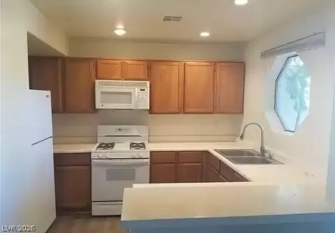 5054 S Rainbow Boulevard #104, Las Vegas, NV 89118 - #2