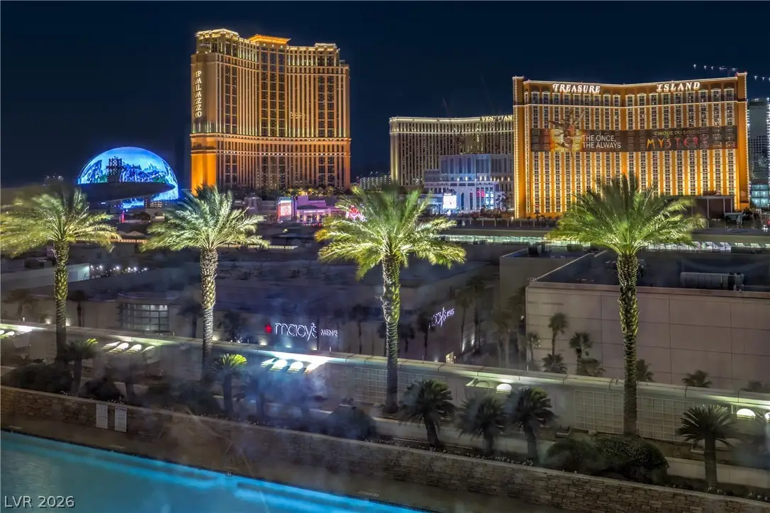 2000 Fashion Show Drive #1727, Las Vegas, NV 89109 - #1