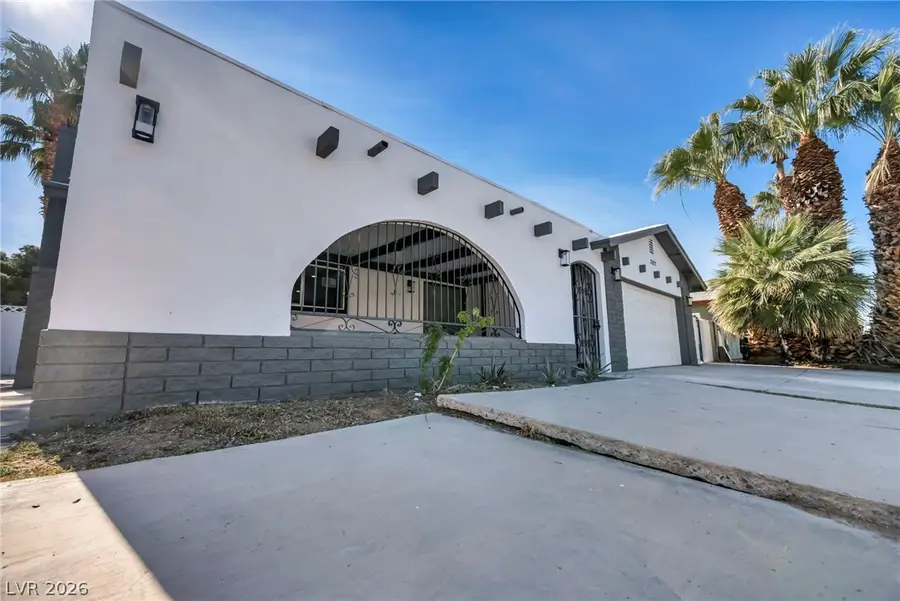 3527 Ruth Drive, Las Vegas, NV 89121 - #3