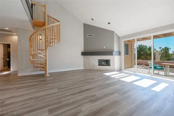 8185 Round Hills Circle, Las Vegas, NV 89113