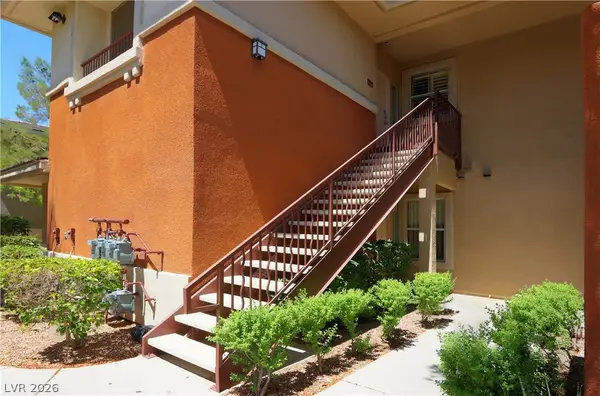 1000 Duckhorn Court #102, Las Vegas, NV 89144