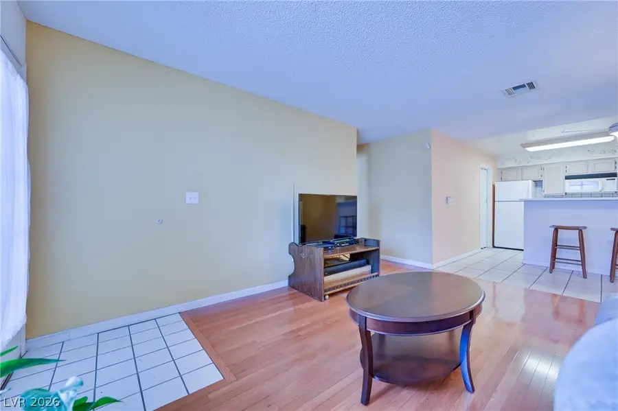 2032 Bavington Drive #B, Las Vegas, NV 89108 - #3