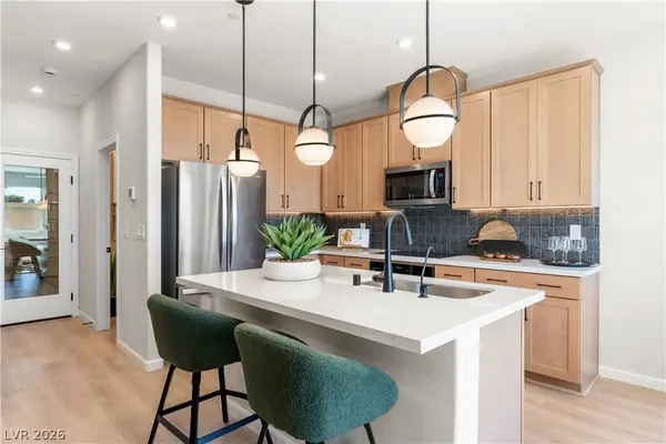 1965 Hydrangea Place, Las Vegas, NV 89106