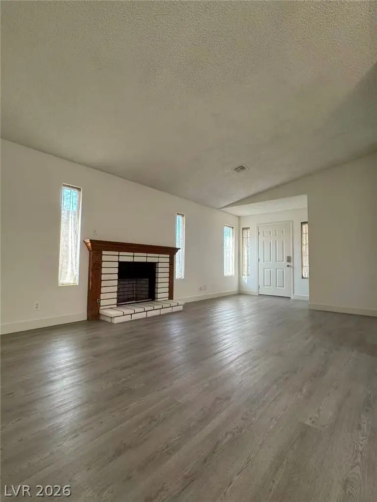 911 Bartona Street, Las Vegas, NV 89107 - #2