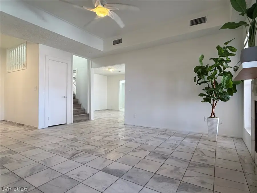 5600 Grossmont Avenue, Las Vegas, NV 89110 - #2