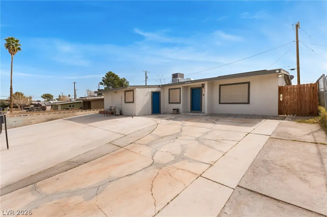 2304 Canosa Avenue, Las Vegas, NV 89104 - #1