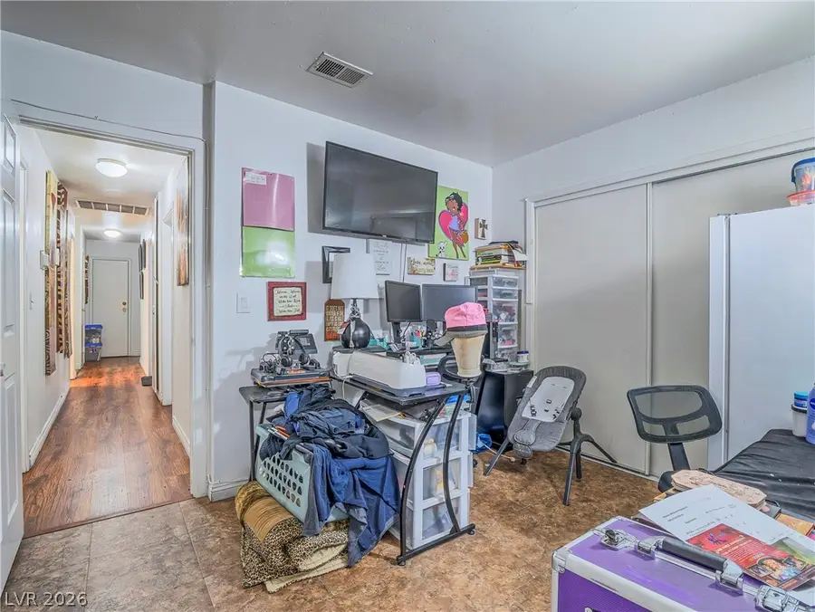 1400 Blankenship Avenue, Las Vegas, NV 89106 - #3