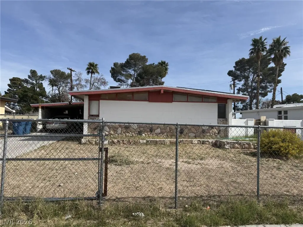 2301 Chapman Drive, Las Vegas, NV 89104 - #1