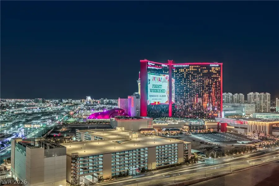 2000 Fashion Show Drive #3219, Las Vegas, NV 89109 - #3