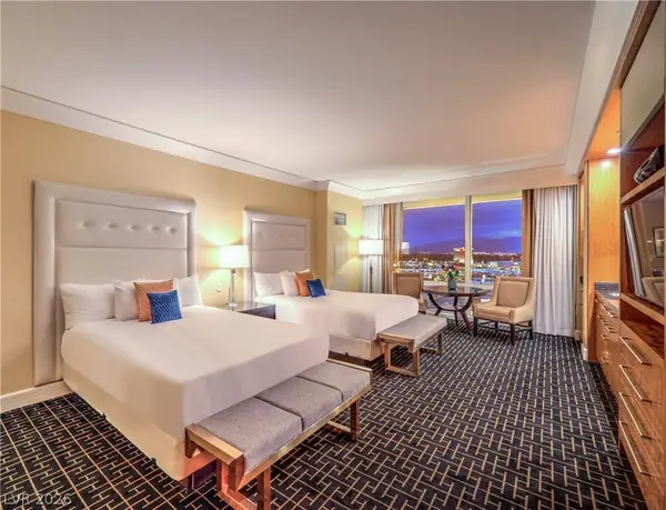 2000 Fashion Show Drive #2319, Las Vegas, NV 89109