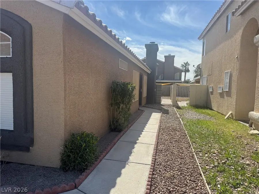 5679 Roundrock Drive, Las Vegas, NV 89142 - #3