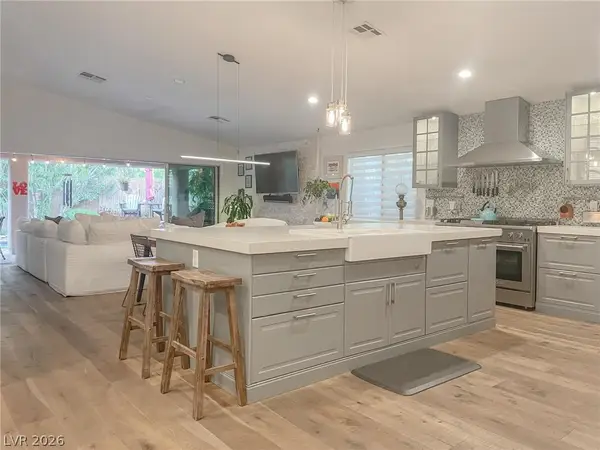 956 Puerta Del Sol Drive, Las Vegas, NV 89138