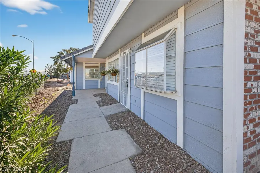 5330 Rod Court #102, Las Vegas, NV 89122 - #3